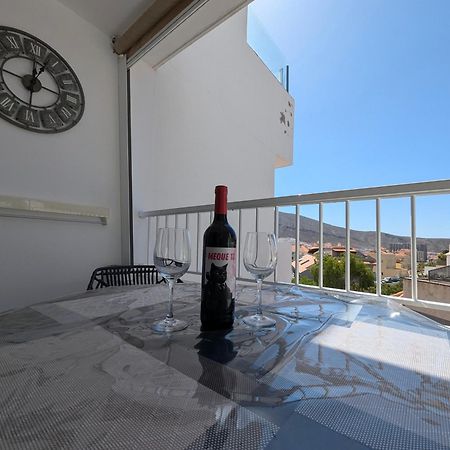 Cozy Apartment In Los Cristianos Guincho  Exterior photo