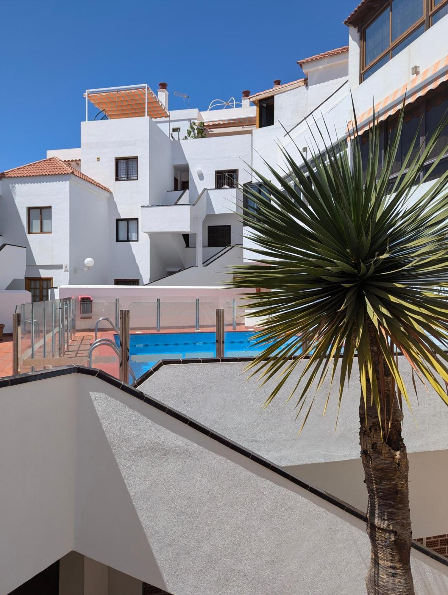 Cozy Apartment In Los Cristianos Guincho  Exterior photo